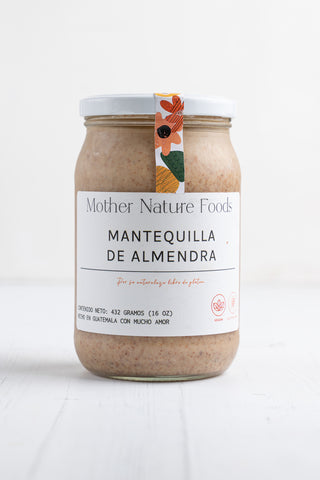 Handwerklich hergestellte Mandelbutter