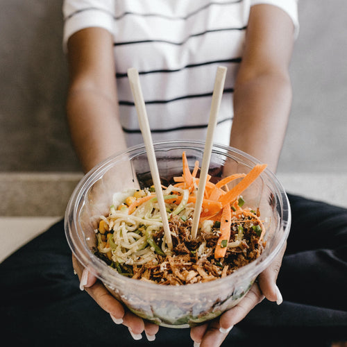 Ensalada de Rice Noodles con Tahini